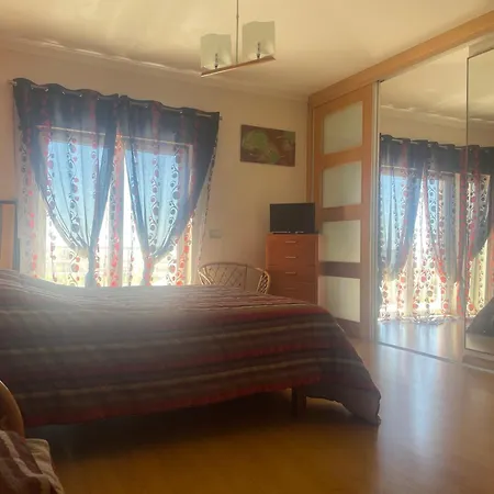 Δωμάτια σε οικογενειακή κατοικία Opensee